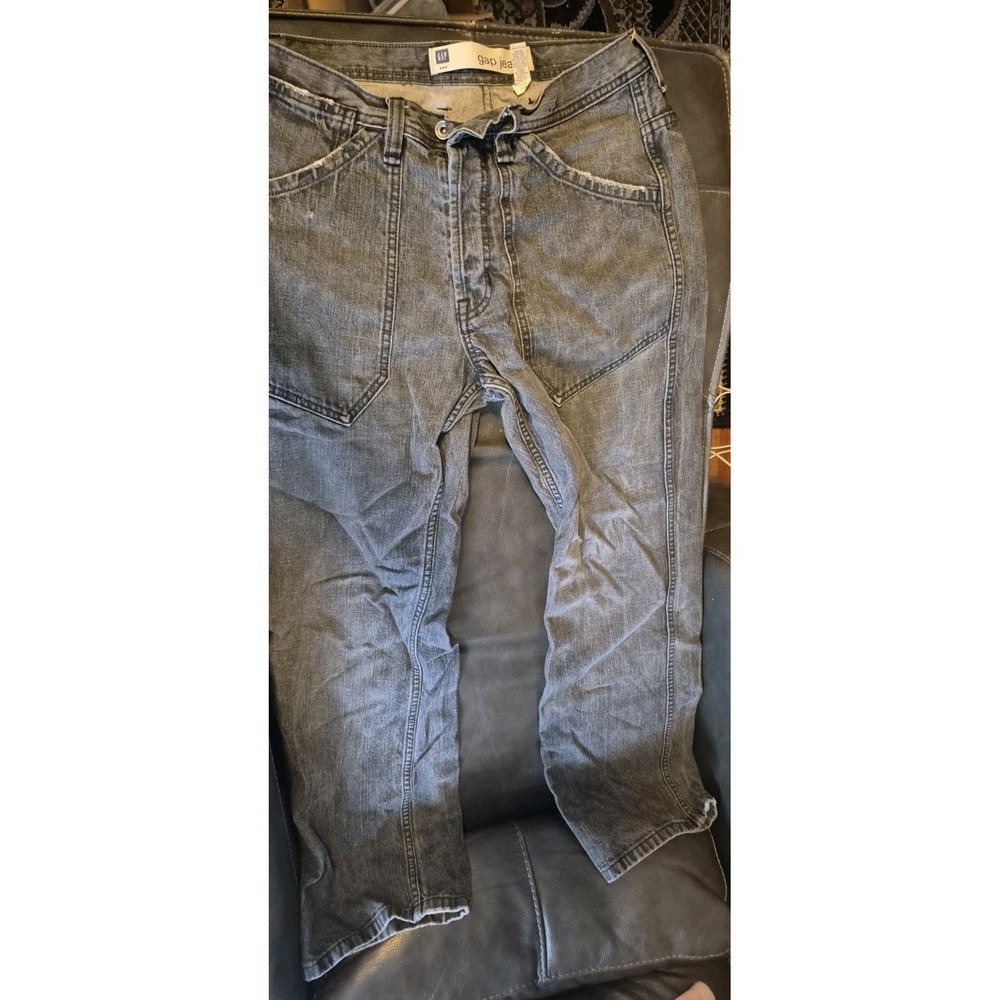 GAP Jeans Mens 34x32 Medium Wash Denim Classic Fit